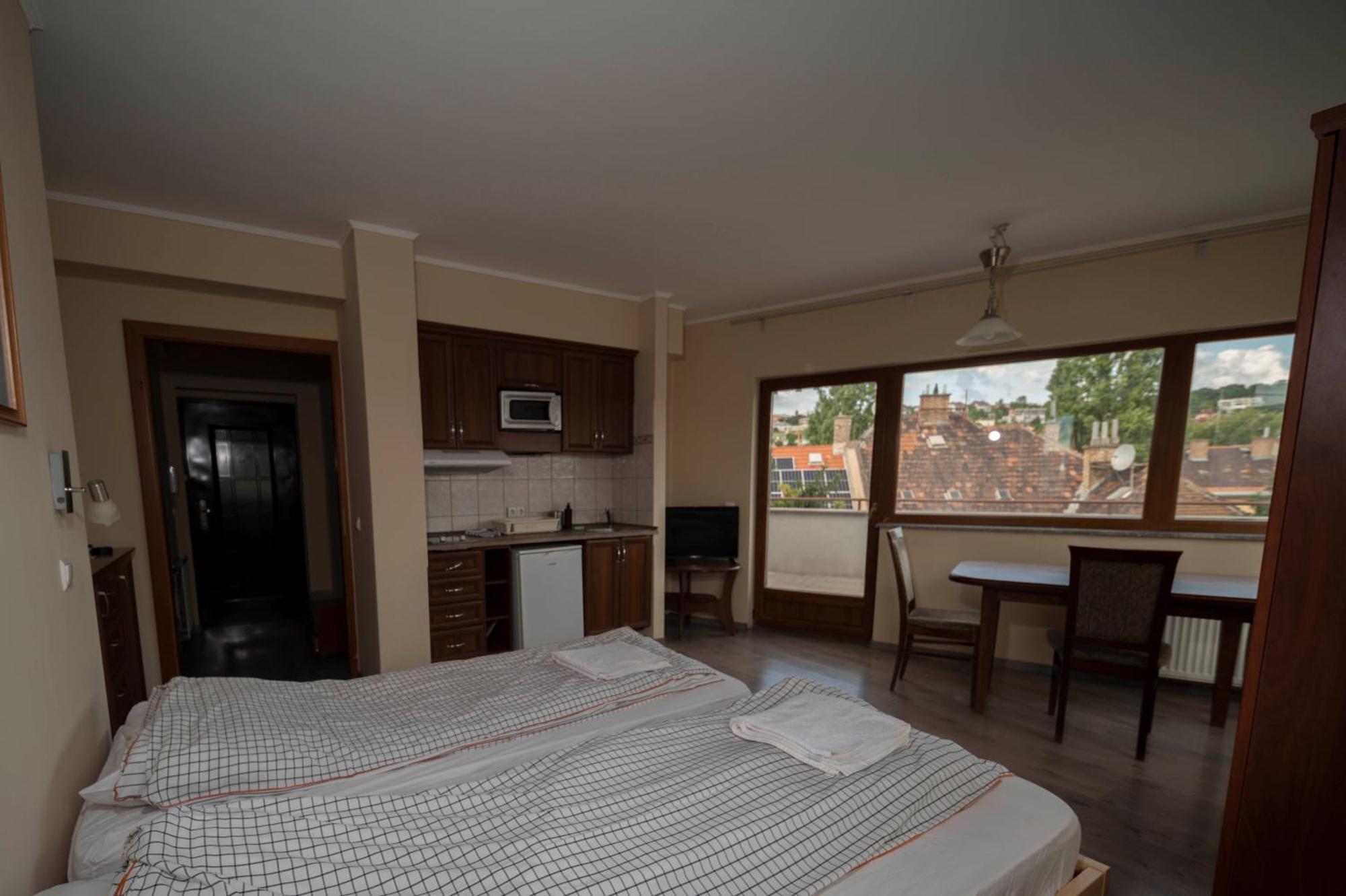 Carolina Apartman Budapeste Exterior foto